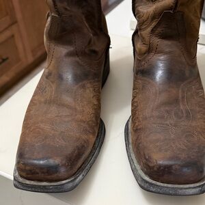 Ariat Distressed Rambler Western Boot  Brown Leather size 12D